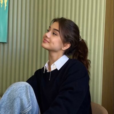 KKJJ8686's profile picture. 정체성 모름….살 빼자