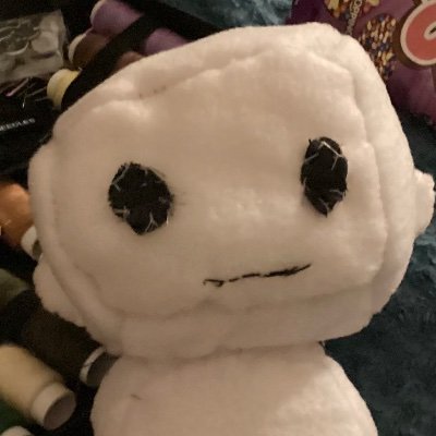 bingbingthefish's profile picture. Elsen running the account!!!
I Like to eat ice cream