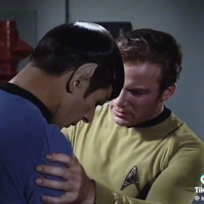 agentoswxld's profile picture. •crying and screaming over my shows
✨️Jayvik✨️
💙 constant dmbj brainrot ❤️
▪︎waiting for k&h s2 & 准教授・高槻彰良の推察 s3
▪︎5CE IS HOME
♡SAW THE ROSE NOV 2023♡