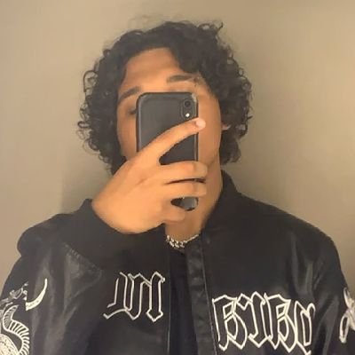 12ylegal2969's profile picture. 