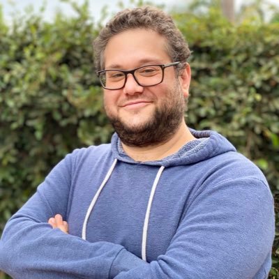 Post Production Supervisor @allthesmokeprod | Freelance Sports Journalist @LADailyNews | Writer @TheFFBallers | @HofstraU & @USCAnnenberg | Reenie & Drew’s Dad