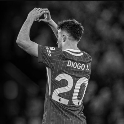 m_ynw3's profile picture. 2024/2025 PL Champions ❤️🐦‍🔥