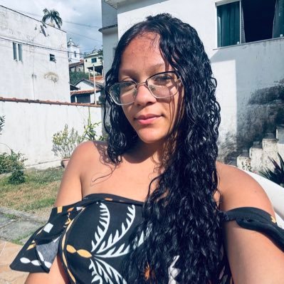 byaxzr's profile picture. 💭