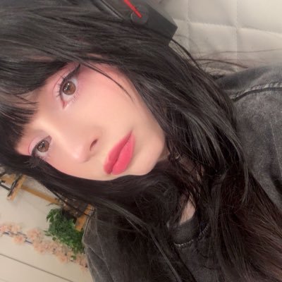 ⭐️ oh hi there (╹◡╹)♡ https://t.co/GkbZXuYZZ5 ☆ cosplay, ootd, games ☆ all socials in beacons ⭐️