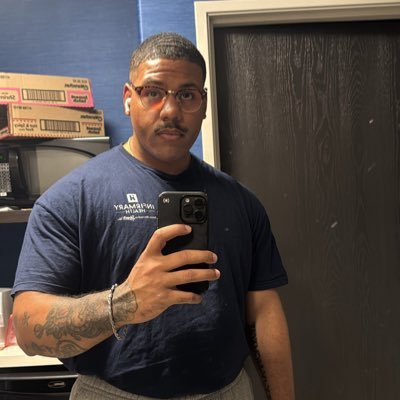 MateoHiosan's profile picture. 🌺 In Love With The Arts 🖼️🌺 🌺🇼🇸x🇵🇷x🇨🇳x🇩🇪🌺 🌺Ikigai🌺 🌺 Gym Rat🌺 🌺But God🌺 🌺Film Photographer🌺 Soon To Be Certified Fitness Trainer😎🏋🏽‍♂️