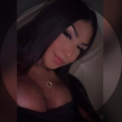 lluanny8's profile picture. 