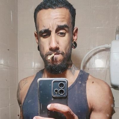Just scene! -021 - Conteúdos +18 - Casado ➡️ @RubroNegrovers - 4i20 não, 4i21!🍁 https://t.co/uGNf423Wiu - Não sou GP. 🚫 NÃO RESPONDO PERFIL SEM FOTO!🚫