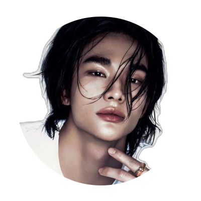 𝑼𝑵𝑹𝑬𝑨𝑳. 𖥻 Fourth of the eight pillars, standing proud as main dancer of Stray Kids. A dazzling sight to see, Hwang Hyunjin. (2000)
