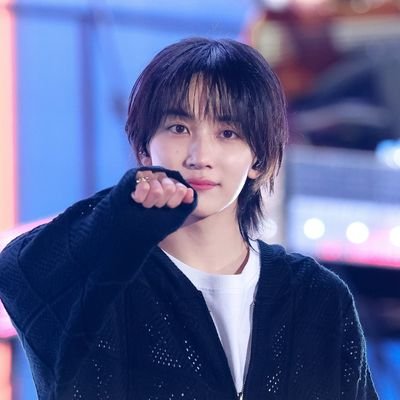 @allurelyhannie's new account because I can't revive my old account now |
lf carat moots | SVT MY HEADLINER 🌷