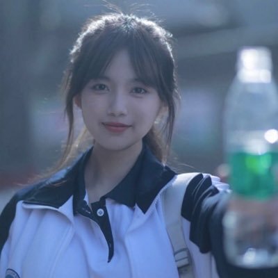 89a1fP9EETQAR's profile picture. 미소로 아름다운 하루를 맞이하는 것을 잊지 마세요!