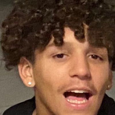 MandoToGroovy22's profile picture. 18|Miami 🌴