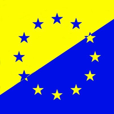 Либертарианец. Минархист. Идеалист-трансгуманист. Свобода и прогресс. Проводник между правыми и левыми.
Ах да, а ещё #AICanBeArtist