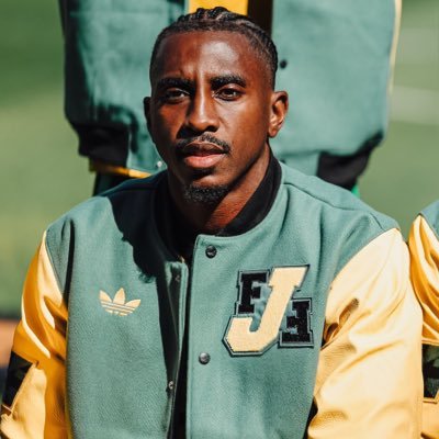 Professional Footballer for Luton Town / Jamaican international 🇯🇲