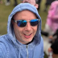 Kris Hutchinson (@hutchtweeting) 's Twitter Profile Photo Kris Hutchinson (@hutchtweeting) 's Twitter Profile Photo