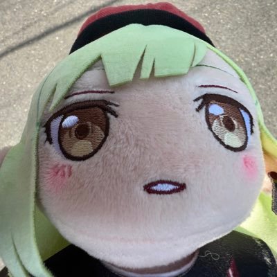 fresh_9ri's profile picture. ぬいぐるみ垢です。 本垢の方で絵を描いてる人です。 一体誰でしょうね。