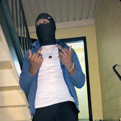 chyS4q's profile picture. slide or provide freeDaGates cold hearted yungan💙