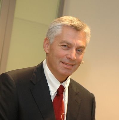 Norwegian businessperson, hired as CEO of Aker Solutions in 2008 and director of Field Development in Aker Solutions from 2002 to 2007.
