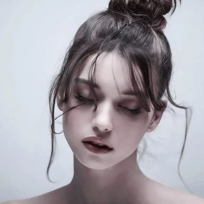 afiimanlarrr's profile picture. 𝓶𝓪 𝓺𝓾𝓮𝓮𝓷 ♡  |  #AfraSaraçoğlu