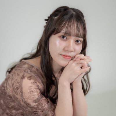 関大ミスキャン2025ファイナリスト足立美月 (あだちみつき) 🎀🌙アイドル大好き🩷アイドルコピーダンスします💃(※DMの対応はしてません) お問い合わせや、お仕事のご依頼はこちらのアカウントまで→ @mc_kandai ⬇️下記リンクから🔗毎日投票お願いします♡ #みーぽち 🎀🌙