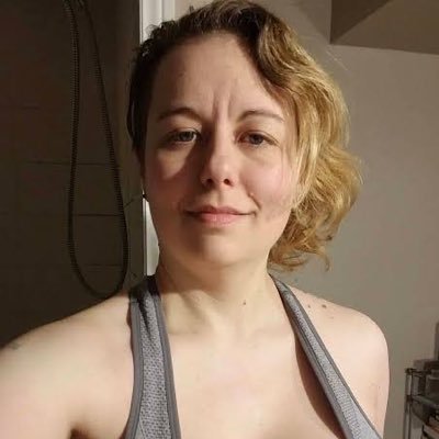 Hi I'm Elizabeth new here in X I want some older men follow me if you want a Twitter gf❤️