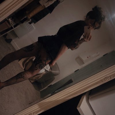 C 🖤 Profile