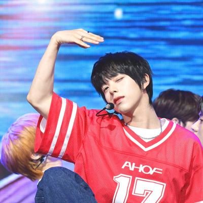 ongcalq's profile picture. Discipline wins.
