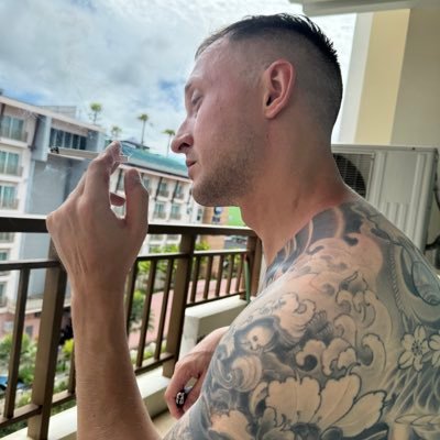 Vlad Revan 💹🧲 Profile