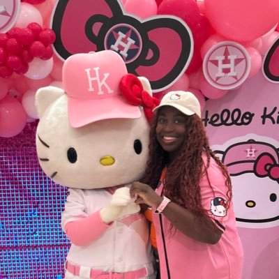 sanrio stan | evil woman (leo) | geriatric (im 29)