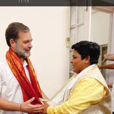 नेत्री लाइफ मेंबर कांग्रेस पार्टी @IncIndia INC For India @RahulGandhi For P.M.❤
https://t.co/ysBxuhO6rl. Sadhvi KD Dwivedi
