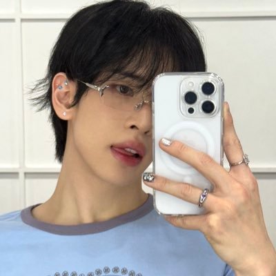 she/her × 몬베베&위니 🥰 || LUVITY ✨✨|| multi stan || fan account| 97L