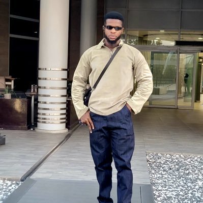 Yo_its_kelly's profile picture. Life is Chaos.