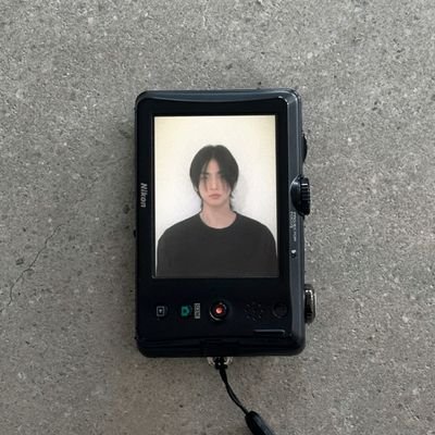 SoSolaries's profile picture. Conversas leves e muita música. 

Instagram: @shinesolaries 🧡