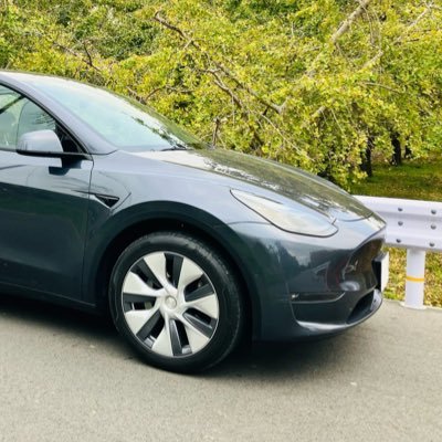 TeslaモデルY(レガシー)ロングレンジ乗りです。EVとTesla中心につぶやいてます。Tesla製品の購入価格¥35,000割引はこちら→ https://t.co/5AWp0g4xHb