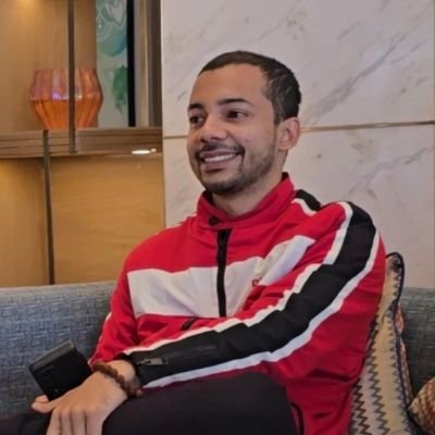 AryanHald's profile picture. Solo leveling through the domains of Tech/AI and Spirituality/Meditation