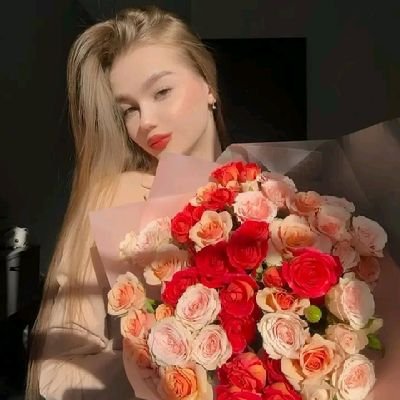 elvaldivia's profile picture. يارب أجبر بخاطرنا وفرح قلوبنا يارب .🩷🩷