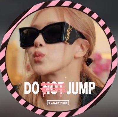 iwavepink's profile picture. too much darkness for a rainbow 🌈||
fan de las mujeres