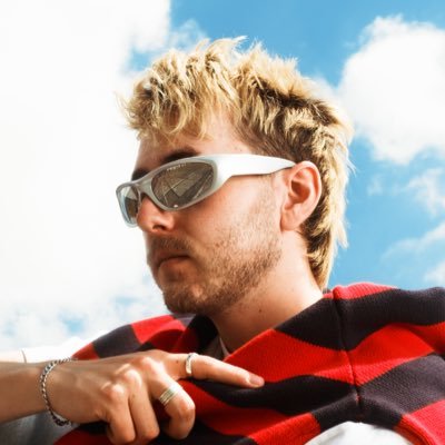 YouTuber/Streamer | Alle Socials: @jeremyfrieser | Contact: TeamJeremy@Scooperz.nl