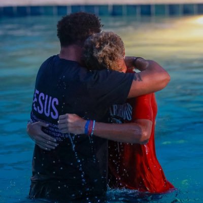 Lover of God, Husband of the most beautiful woman, Father of 3 amazing kids, Teacher and Basketball Coach at Mansfield High School. Joshua 1:9