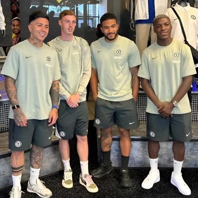 pray and Believe.💈 @ChelseaFC, @wizkidayo Messi @chelseaStrust member, originated from Benin republic 🇧🇯