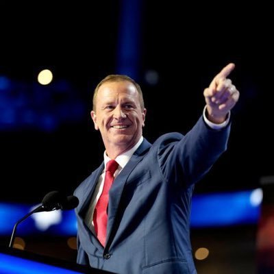 Husband • Dad - United States Senator for Missouri • Diehard #STLCards fan