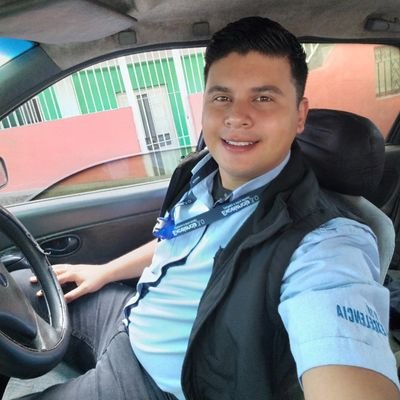 Caracas - Venezuela /
Padre de 3 potrillos /
Asesor de ventas / Trading Inversionista en acciones americanas