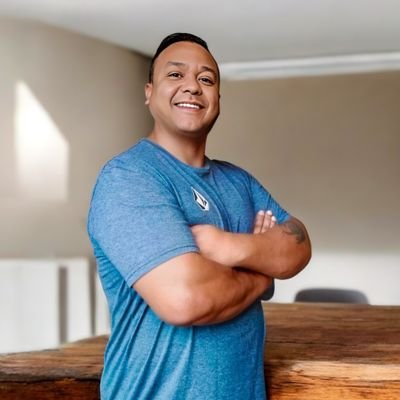 prinquejay's profile picture. Creador de problemas existenciales sin remordimientos adquiridos . A veces sirvo para tener dizque buenas conversaciones. Follow me & Follow you back 🤙🏽