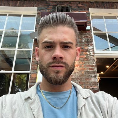 Bristow454's profile picture. The Live Alchemist 🌙 Transforming fear into wisdom, so others may glimpse the truths they’re too afraid to face themselves.