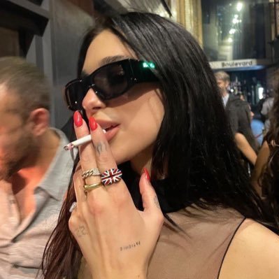 Bumee_deee's profile picture. cinnamon girl ☆ her ☆ everlasting taker