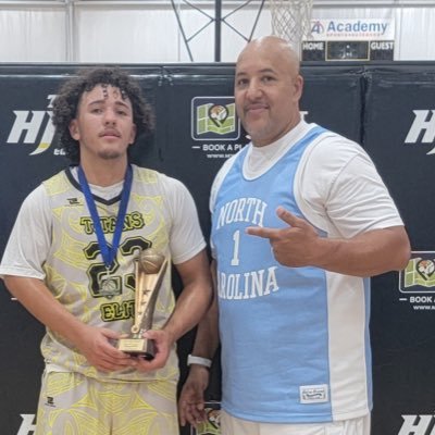 Coach of Titans Elite 2026 - AAU basketball team (Oklahoma). And father of sooner to be Senior guard Aveon Stokes 5’10” 190 pounds from Tecumseh, Ok.