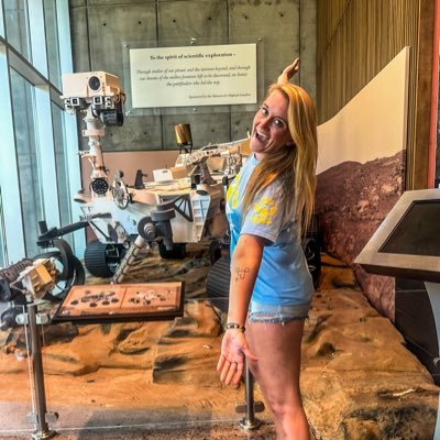 Space Case Sarah π Profile
