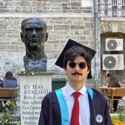 BOUN PHYS / @chpgencistanbul Üniversite Komisyon Başkanı (2023-2024) / @CHPBesiktasgenc YK / @CagdasSiyaset Direktör / @daimagzt / Basiretli Tacir.