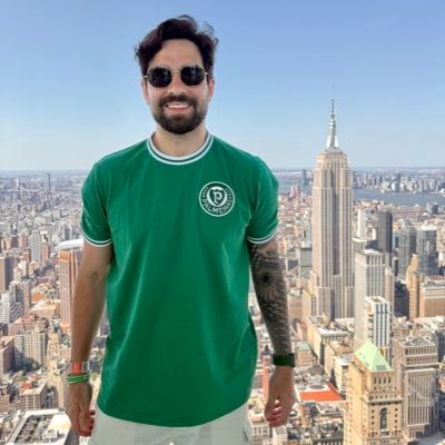 Advogado formado pela PUCCAMP, especializado em Direito do Trabalho pela PUC/SP. Pitacos de Palmeiras e de tudo um pouco. Gol Sul e agora Gol Norte.