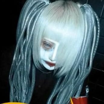 Bi0phillia's profile picture. brandoo