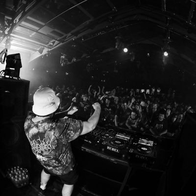 TELLIEdubz's profile picture. TEAROUT/RIDDIM